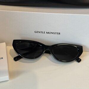 Maison Margiela x Gentle Monster Cat Eye Sunglasses Black Designer Collab